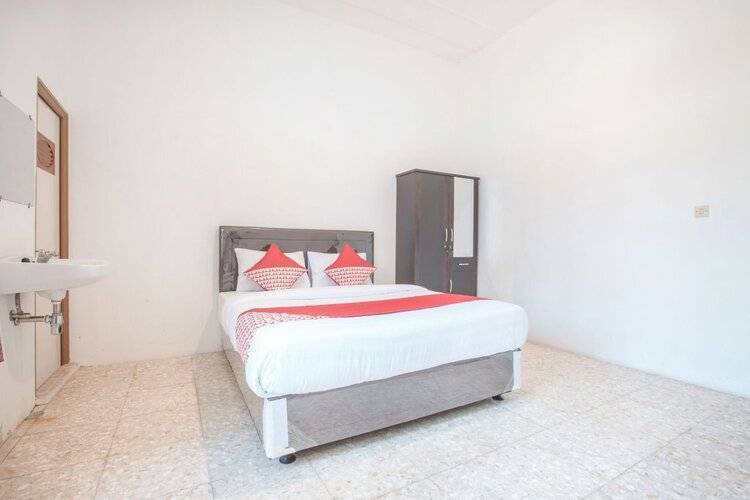 Super Oyo 332 Residence G17 Kemang