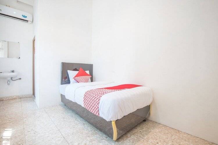 Super Oyo 332 Residence G17 Kemang