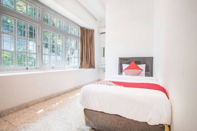 Super Oyo 332 Residence G17 Kemang