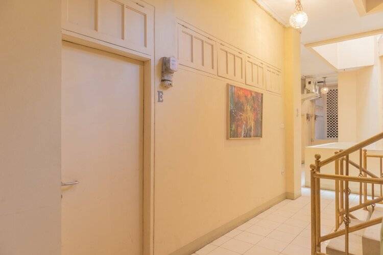 Oyo 1111 Pasar Baru Inn
