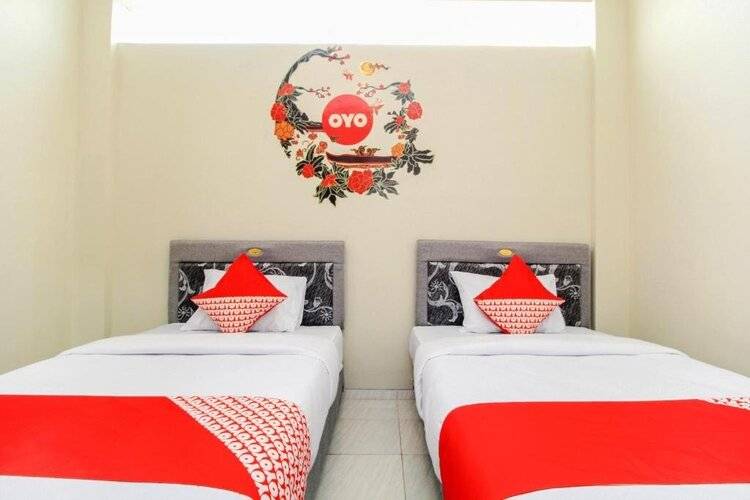 Oyo 1111 Pasar Baru Inn