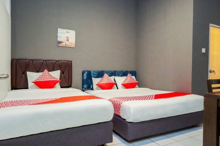 Oyo 1111 Pasar Baru Inn