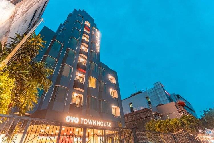 Oyo Townhouse 2 Hotel Gunung Sahari