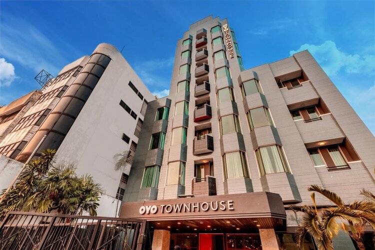 Oyo Townhouse 2 Hotel Gunung Sahari