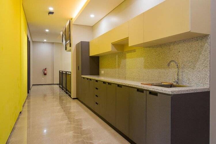 Reddoorz Plus Near Senayan City - Hostel