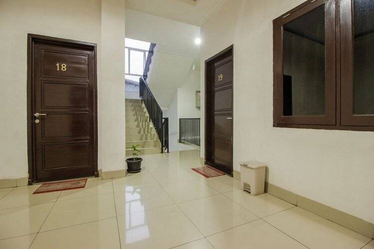 Reddoorz Premium @ Ampera Raya 2