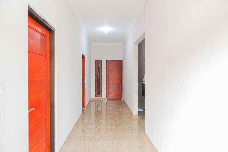 Super Oyo 1519 Axl Residence