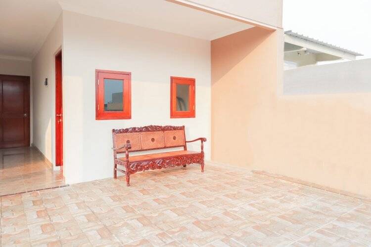 Super Oyo 1519 Axl Residence
