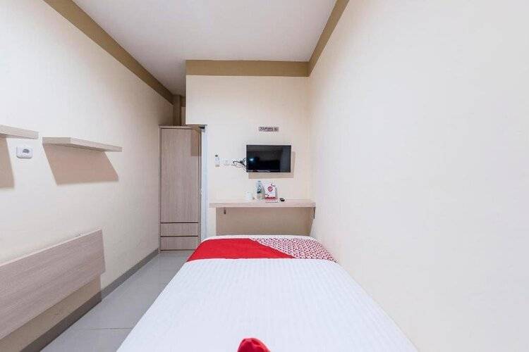 Super Oyo 478 Balcon Biru