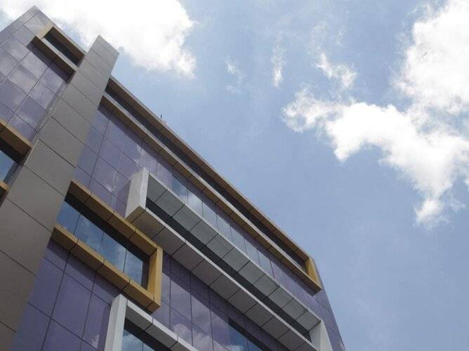 Alma Hotel