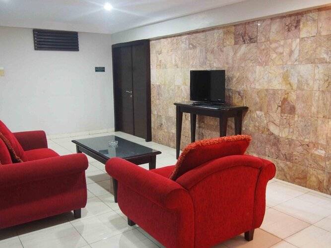 Alma Hotel