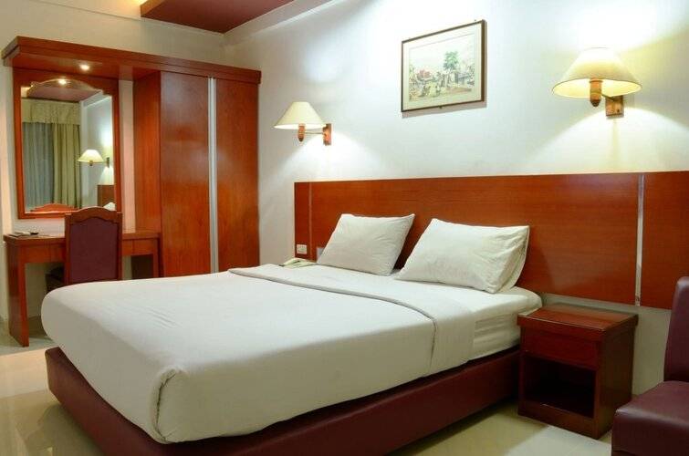 Puri Mega Hotel