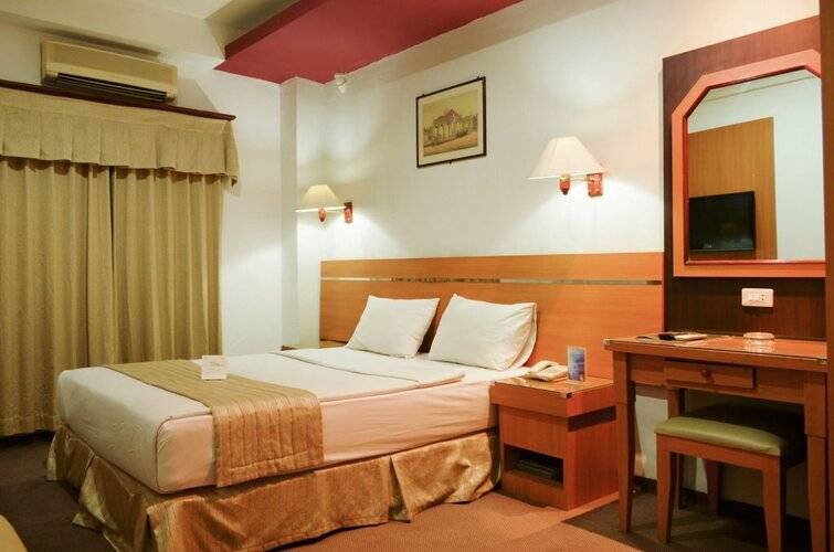 Puri Mega Hotel