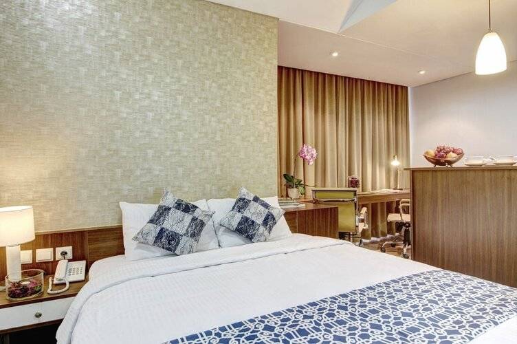 Sampit Residence Managed By Flat06