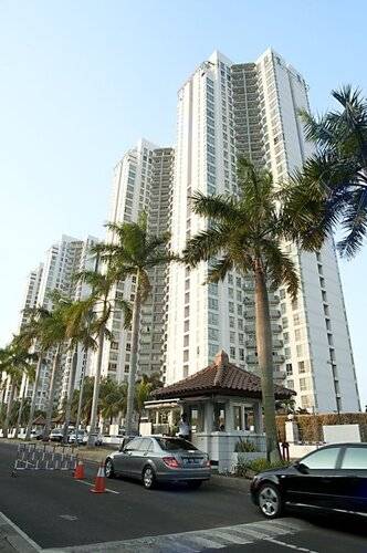 The Residences At Puri Casablanca