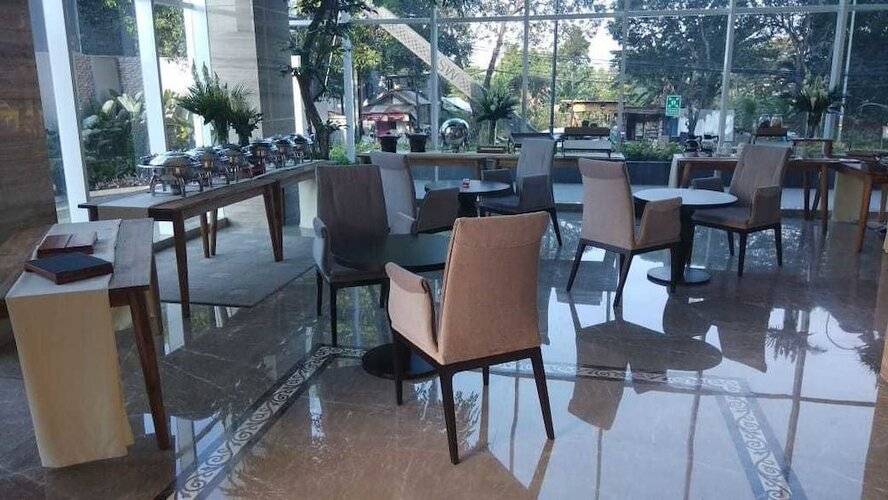 Azana Suite Hotel Antasari