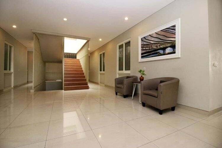 Home 899 Patal Senayan