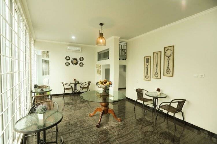Nest Residence