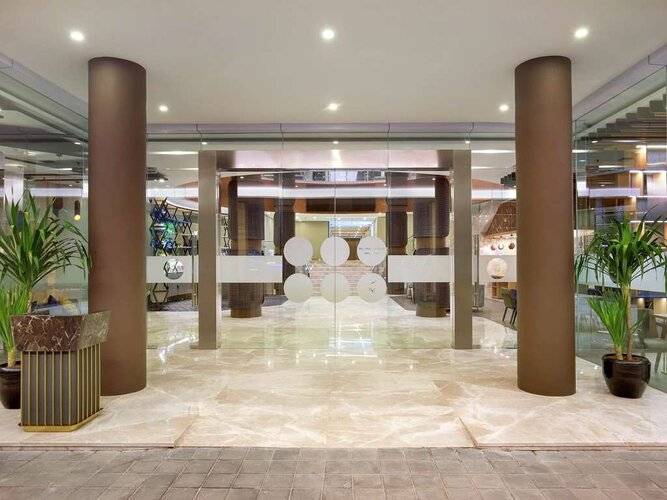 Novotel Jakarta Cikini Hotel