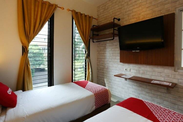 Oyo 3109 Point Inn