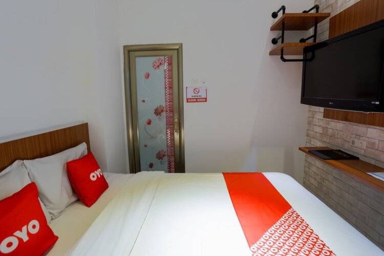 Oyo 3109 Point Inn