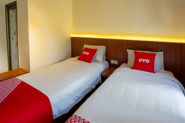 Oyo 3109 Point Inn