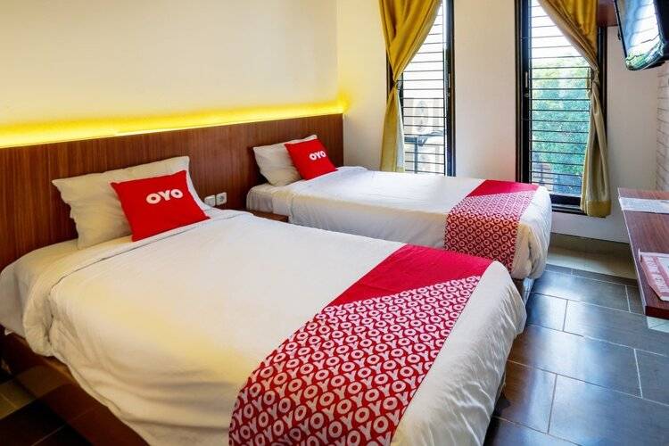 Oyo 3109 Point Inn