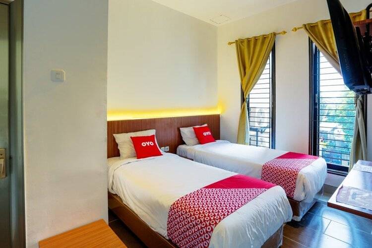 Oyo 3109 Point Inn