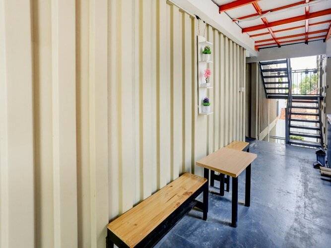 Oyo 3300 Nadjara Residence Syariah
