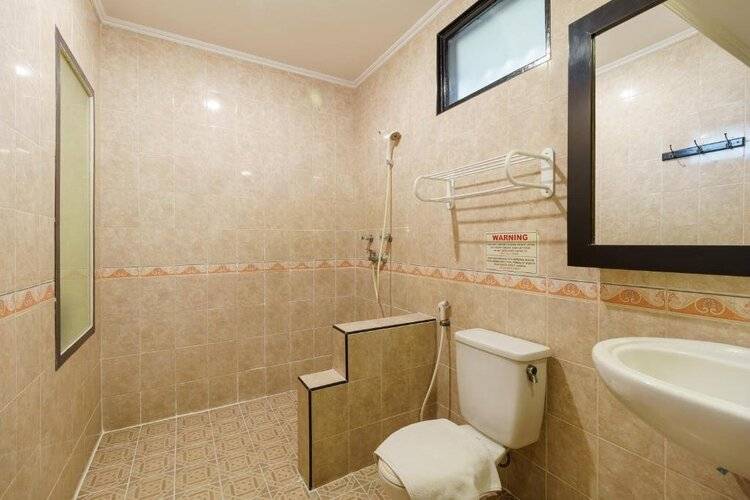 Reddoorz Plus Near Ancol