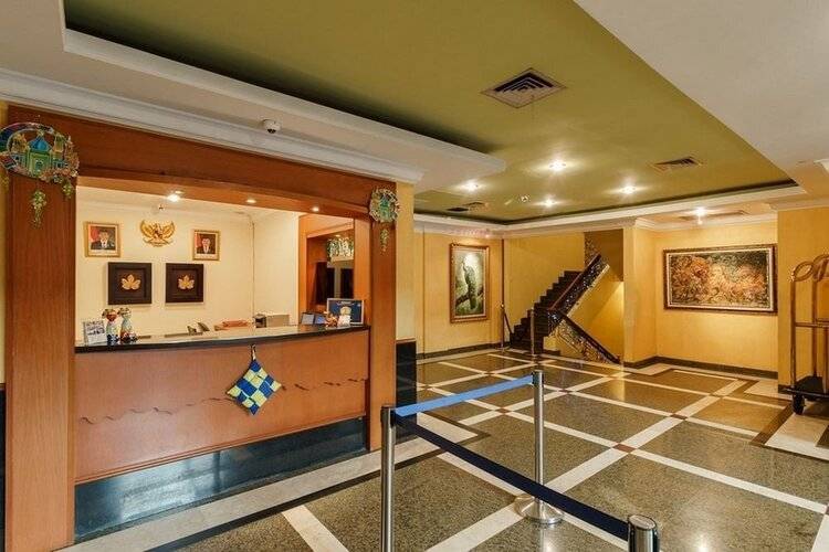 Reddoorz Plus Near Dunia Fantasi Ancol