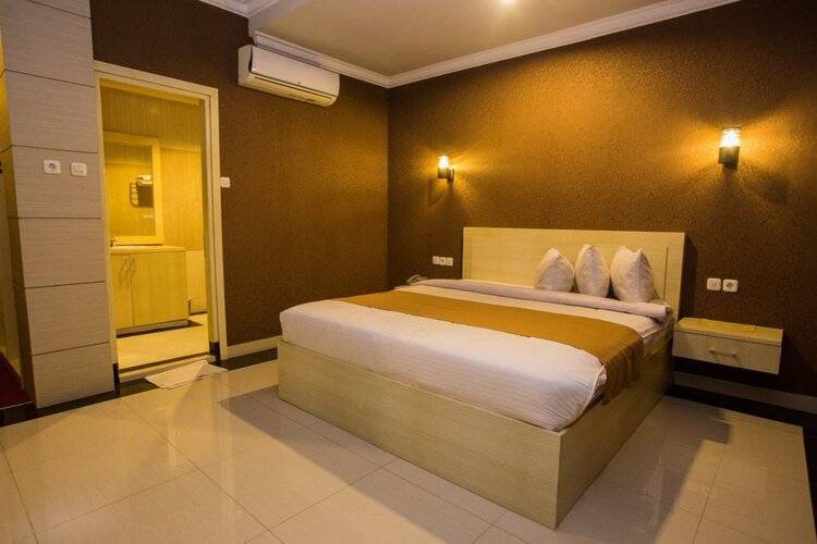 Raja Residence
