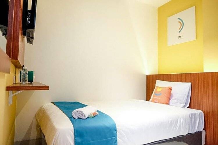 Sans Hotel Roxy Jakarta