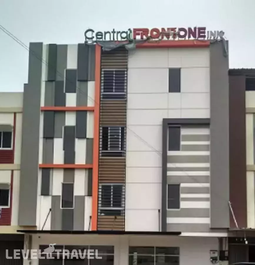 Central Front One Inn Jakarta Airport