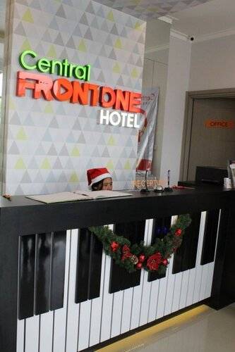 Central Front One Inn Jakarta Airport