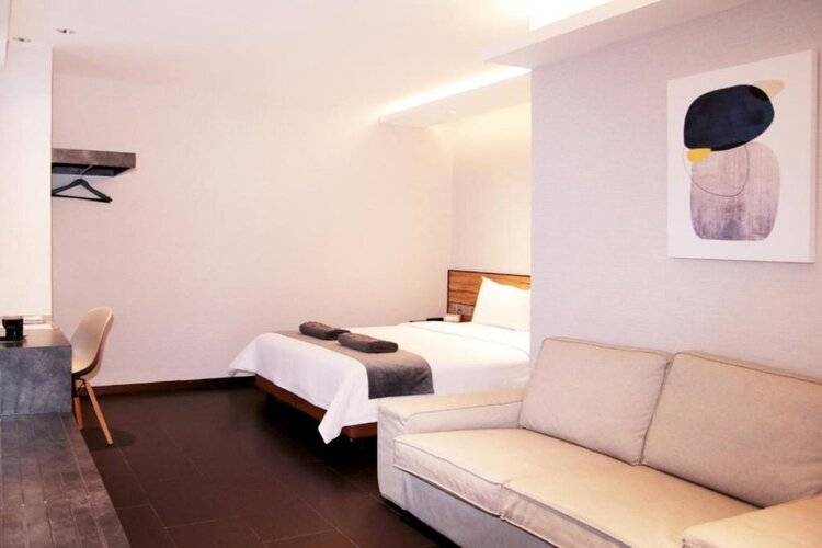 Erian Hotel