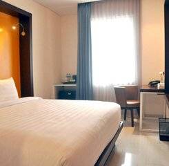 $item['hotel']['name']