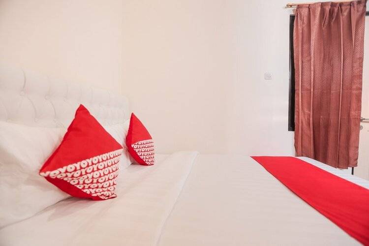 Oyo 141 Fatmawati Cozy Residence