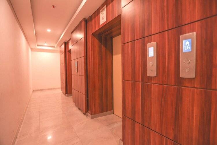 Flagship 210 Amethyst Kemayoran