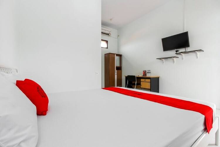 Reddoorz @ Jagakarsa 2