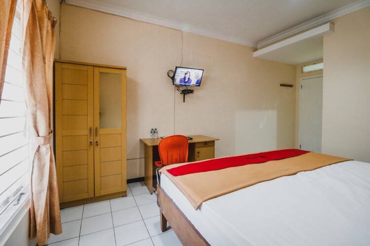 Reddoorz @ Jalan Gatot Subroto Jakarta