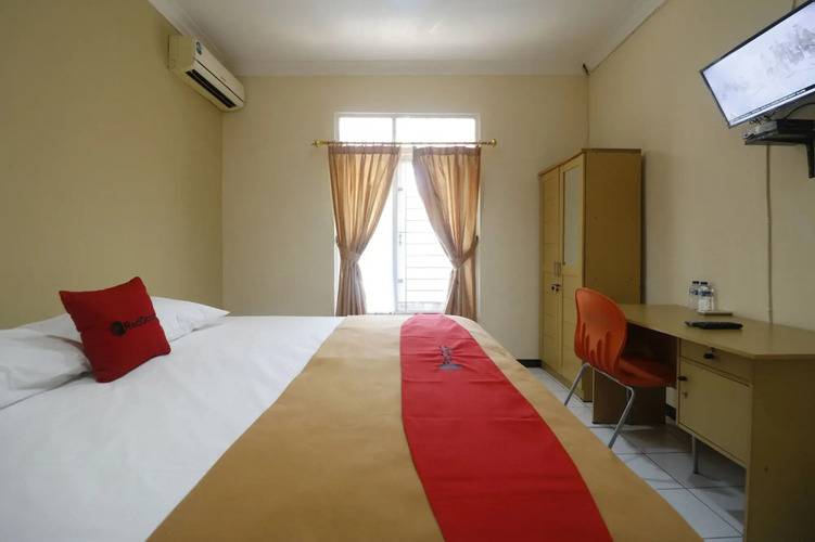 Reddoorz @ Jalan Gatot Subroto Jakarta