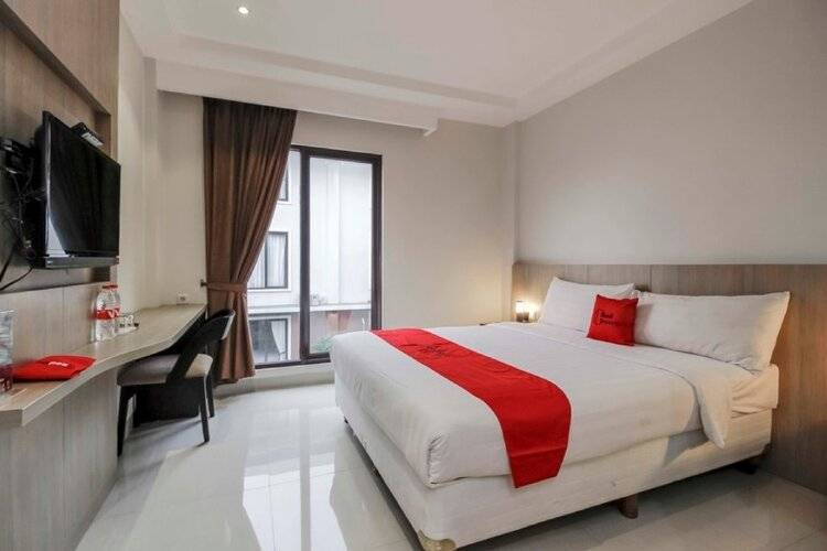 Reddoorz Plus @ Tb Simatupang