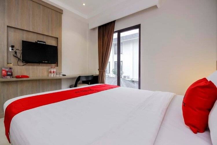 Reddoorz Plus @ Tb Simatupang