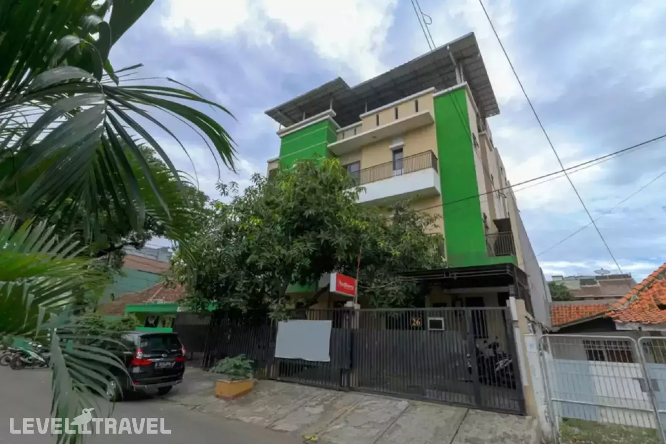 Reddoorz Plus Near Trisakti University