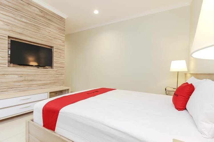 Reddoorz Premium Near Ragunan Zoo 2