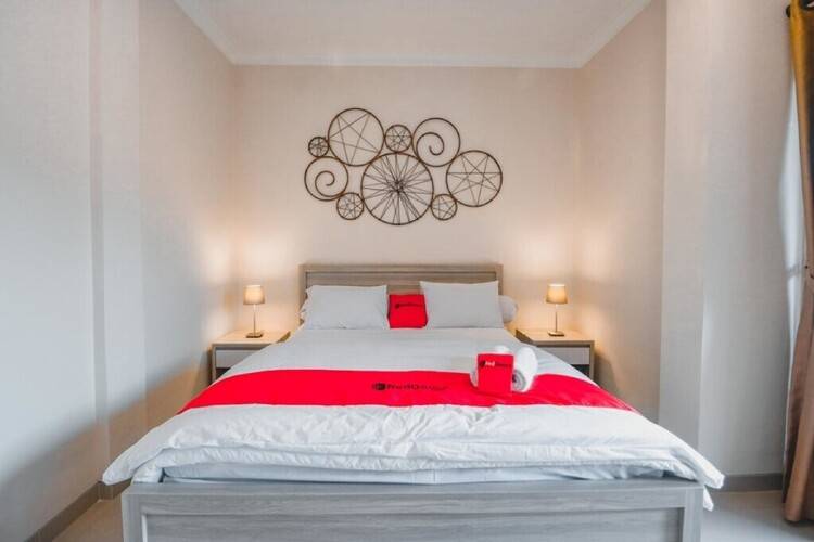 Reddoorz Premium Near Ragunan Zoo 2