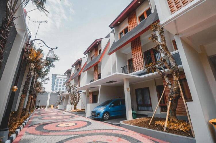 Reddoorz Premium Near Ragunan Zoo 2
