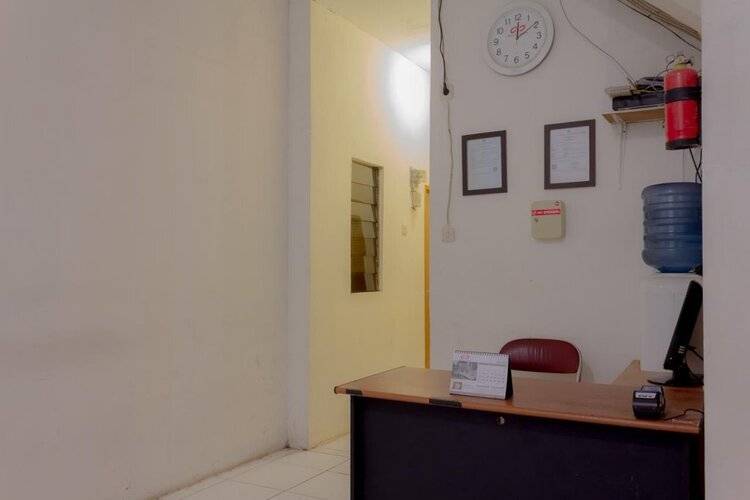 Super Oyo 160 Lontar Residence