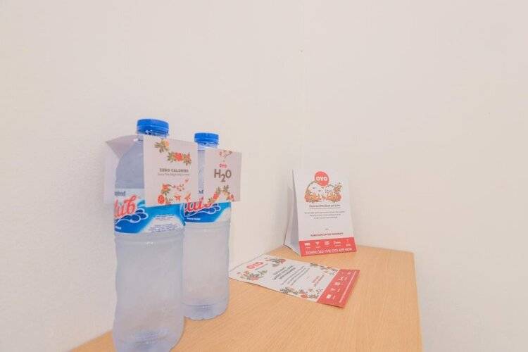 Super Oyo 160 Lontar Residence